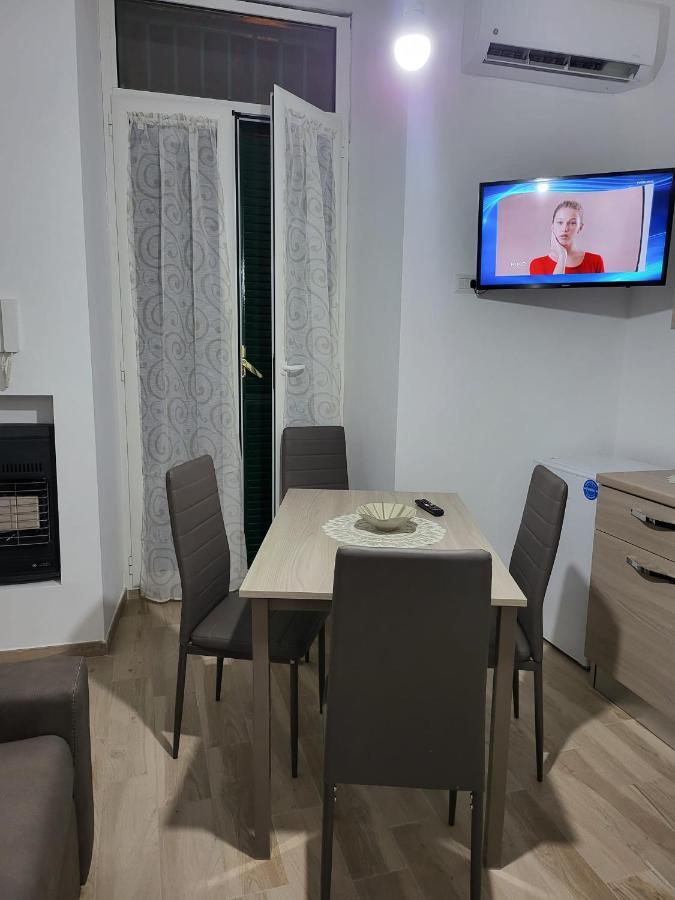 Apartament Gio' House Neapol Zewnętrze zdjęcie