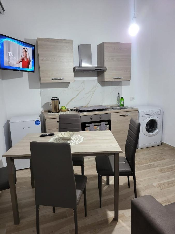 Apartament Gio' House Neapol Zewnętrze zdjęcie